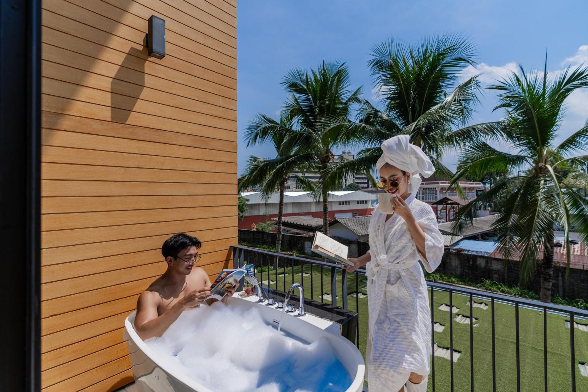 بيت شباب بوك آند بيد بوشتل Phuket المظهر الخارجي الصورة