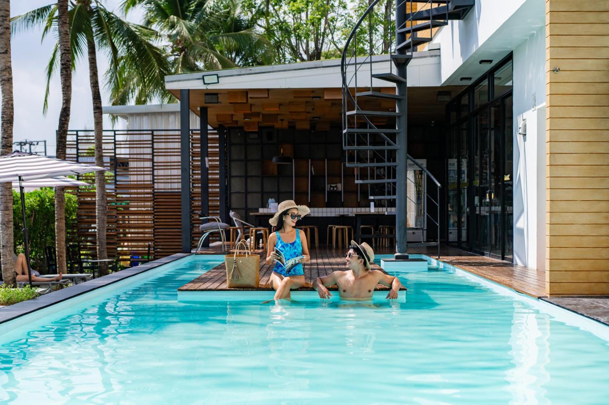 بيت شباب بوك آند بيد بوشتل Phuket المظهر الخارجي الصورة