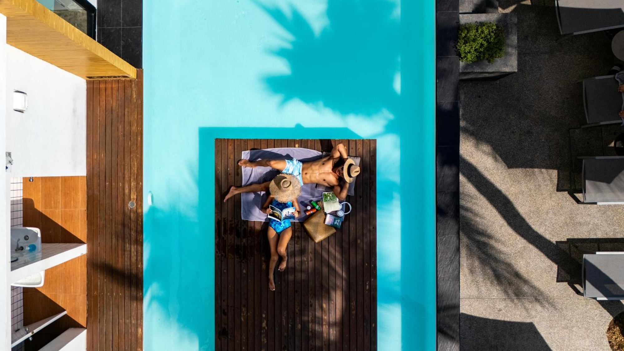 بيت شباب بوك آند بيد بوشتل Phuket المظهر الخارجي الصورة